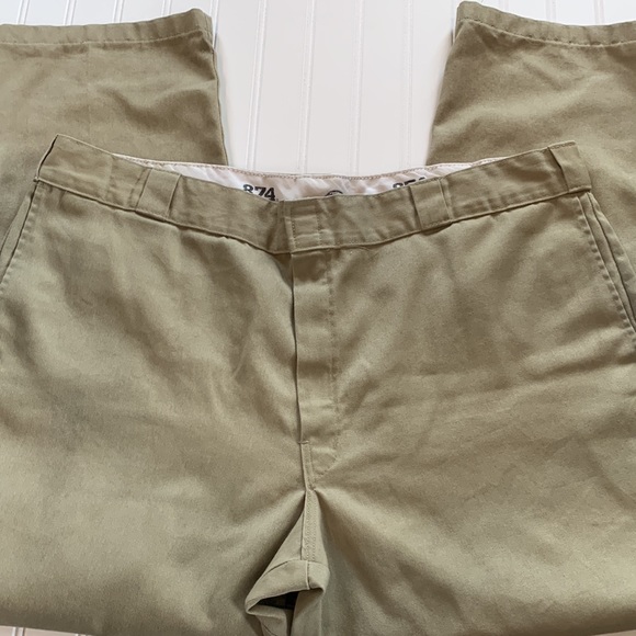 Dickies 874 Original Fit Khaki Tan Men’s Big & Tall Pants Size 44x30 - Picture 2 of 6